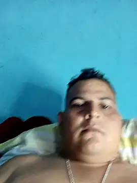 Snapshot of THONETE chatting on February 13, 1:45 am THONETE online show from February 13, 1:45 am