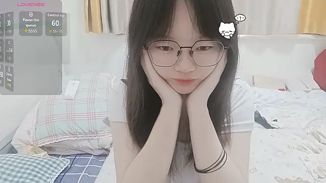 Snapshot of weiwei4999 chatting on February 5, 7:13 am weiwei4999 online show from February 5, 7:13 am