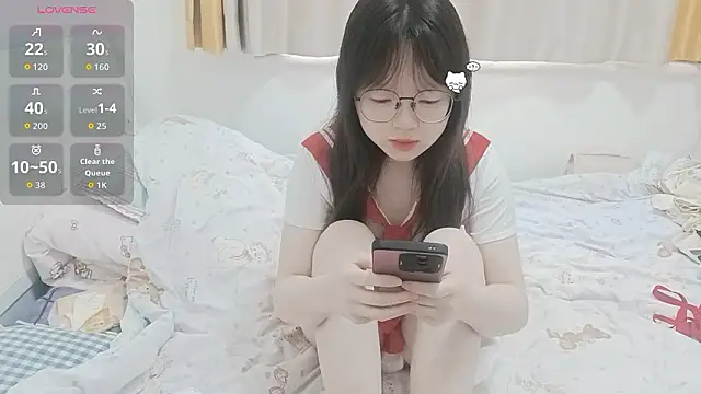 Snapshot of weiwei4999 chatting on February 8, 7:12 am weiwei4999 online show from February 8, 7:12 am