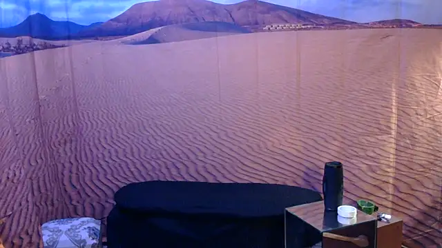 BusyB1983 online show from March 23, 10:36 pm