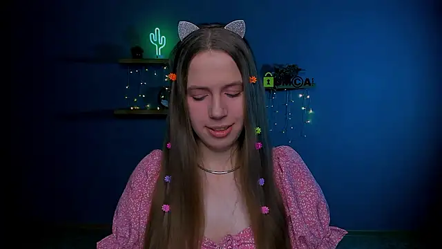 Snapshot of lumi_soft chatting on February 13, 9:16 am lumi soft online show from February 13, 9:16 am