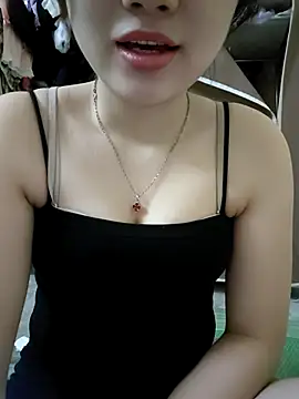 Pinks cool online show from April 9, 4:01 pm