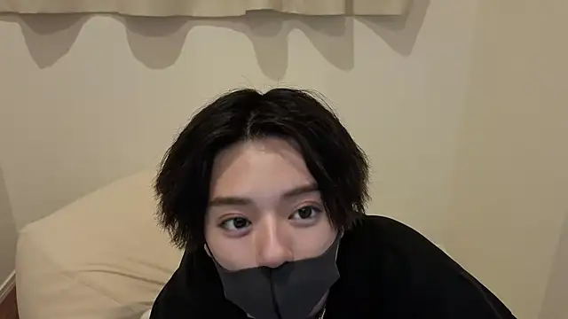 Snapshot of gkchinchin chatting on February 23, 1:52 pm gkchinchin online show from February 23, 1:52 pm