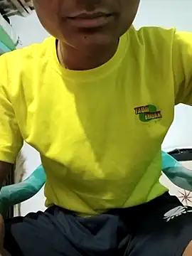 Snapshot of its_rising_star chatting on February 7, 8:34 pm its rising star online show from February 7, 8:34 pm