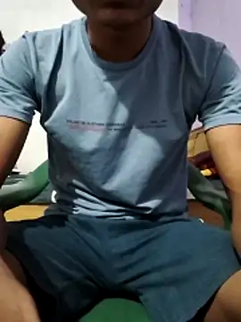 Snapshot of its_rising_star chatting on February 12, 7:36 am its rising star online show from February 12, 7:36 am