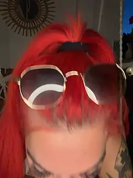 MrsRedFoxy online show from June 19, 8:34 pm