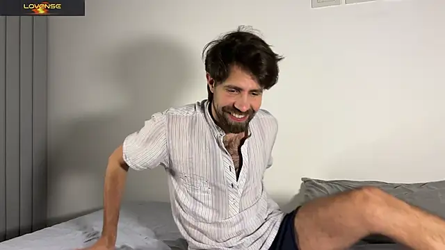 DomAtHome online show from June 8, 9:48 pm