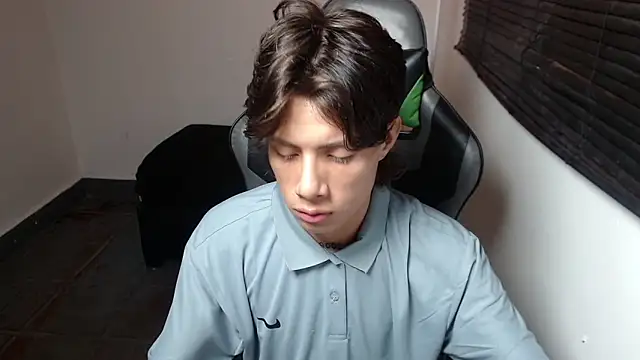 Snapshot of Didi_hard chatting on February 5, 3:00 am Didi hard online show from February 5, 3:00 am