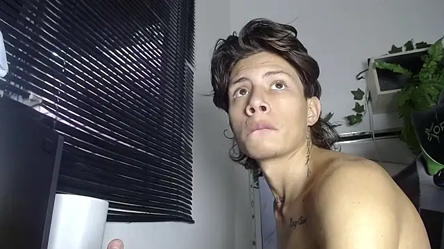 Snapshot of Didi_hard chatting on February 24, 8:40 pm Didi hard online show from February 24, 8:40 pm