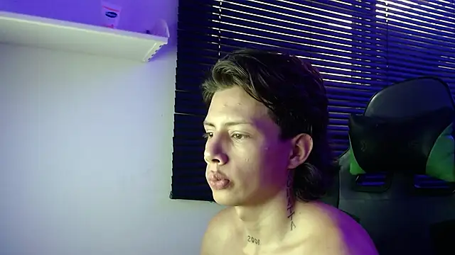 Snapshot of Didi_hard chatting on February 27, 9:15 pm Didi hard online show from February 27, 9:15 pm