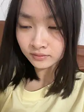 miaomiaou  online show from April 24, 5:15 pm