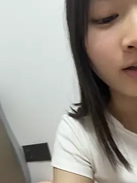 Snapshot of miaomiaou_ chatting on June 14, 4:53 pm miaomiaou online show from June 14, 4:53 pm