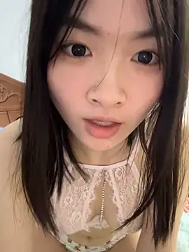 Snapshot of miaomiaou_ chatting on June 17, 1:45 pm miaomiaou online show from June 17, 1:45 pm