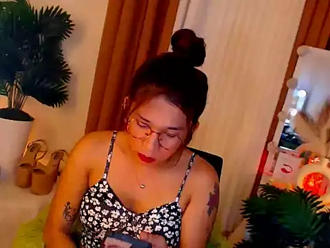 DianaRose69 online show from February 8, 6:06 am