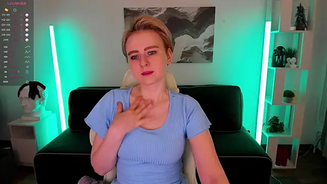 Snapshot of terry_roberrtson chatting on February 6, 2:05 am terry roberrtson online show from February 6, 2:05 am