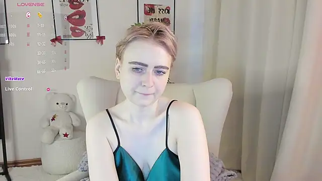 Snapshot of terry_roberrtson chatting on February 15, 2:30 am terry roberrtson online show from February 15, 2:30 am