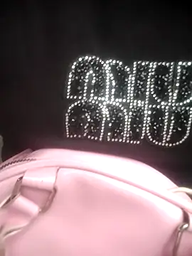 hoho-hihi online show from April 17, 2:09 pm