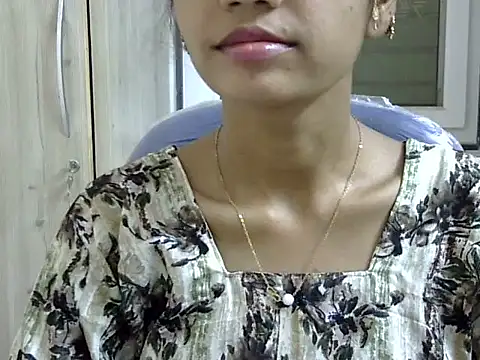 Kulsum S online show from March 25, 11:49 am