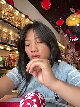 Lyn-be99 online show from March 29, 6:13 am