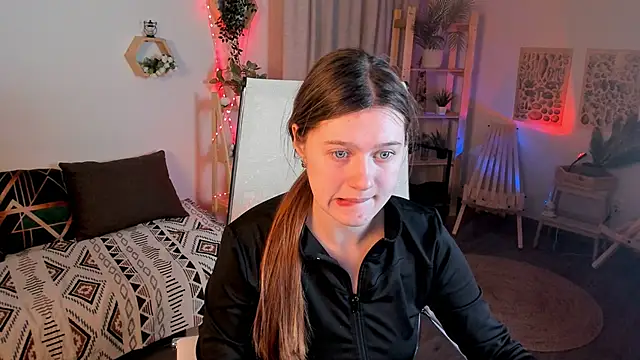 CelestineMauriac online show from February 12, 3:18 pm