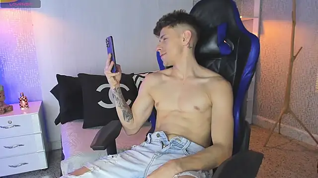 Jasper  jones online show from February 24, 2:04 pm