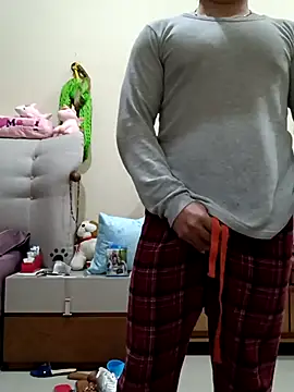 Snapshot of Ryzca chatting on February 8, 2:37 am Ryzca online show from February 8, 2:37 am