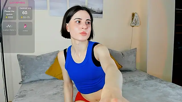 Snapshot of NightSignal chatting on February 21, 1:45 pm NightSignal online show from February 21, 1:45 pm