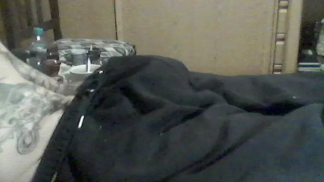 MrFumao online show from April 4, 9:45 pm