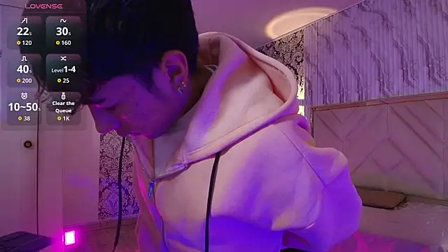 osamu tay online show from February 23, 11:40 am