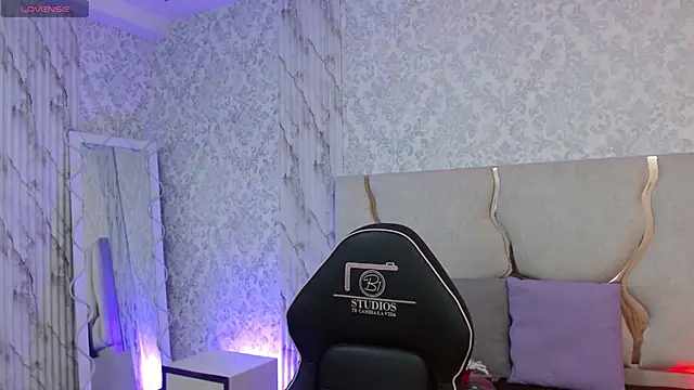 osamu tay online show from April 2, 3:04 am