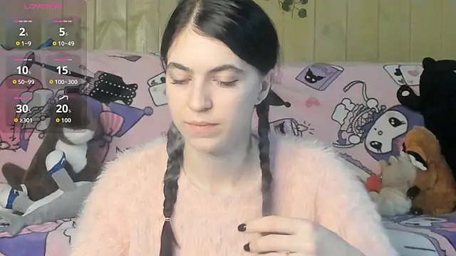 reze daisies online show from April 7, 8:26 am