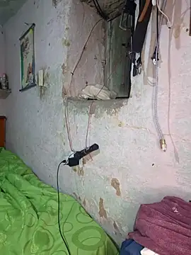 Daniela Cruz  online show from April 18, 1:09 am