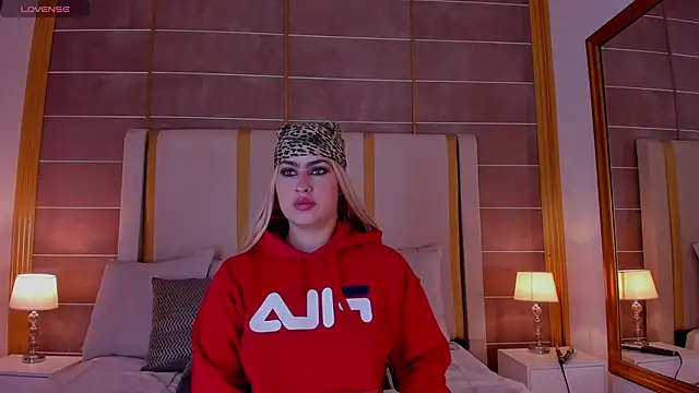 WenFox online show from March 13, 11:39 am