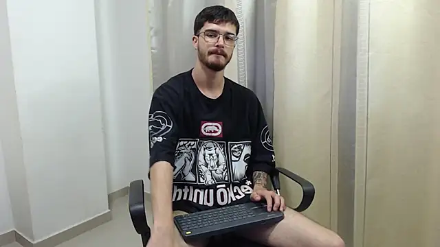 Snapshot of joseh0se chatting on February 26, 5:39 am joseh0se online show from February 26, 5:39 am