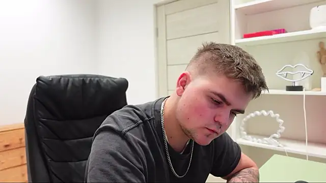 Jackson Teele online show from February 15, 9:33 pm