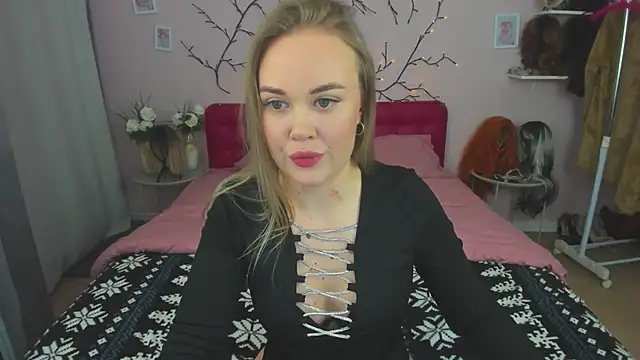Snapshot of AnnaWillowX chatting on February 15, 1:31 pm AnnaWillowX online show from February 15, 1:31 pm