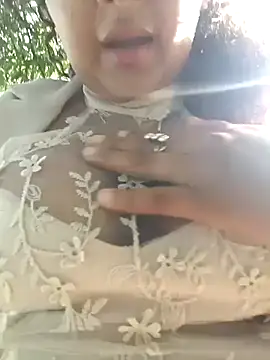 Adina Skaly online show from April 17, 10:02 pm