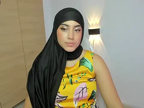 LAY LA  online show from March 30, 9:27 pm