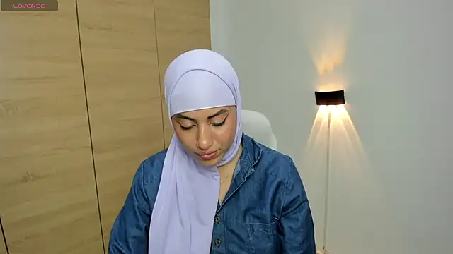 LAY LA  online show from July 22, 10:23 pm
