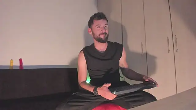 Erickpritz xh online show from March 31, 2:24 am