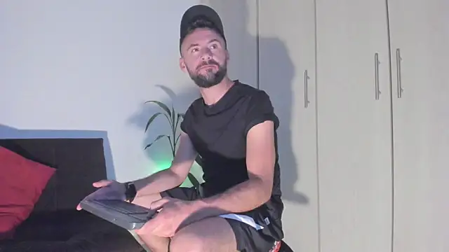 Erickpritz xh online show from April 9, 6:35 pm