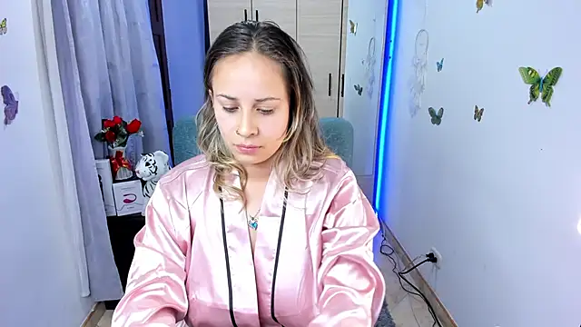 Maria camila776 online show from May 28, 1:36 am