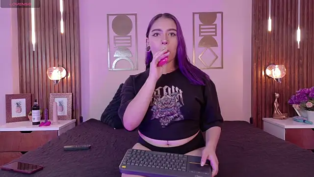 Hanna-Winchester online show from April 13, 8:25 pm