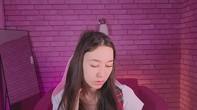 Nicole Brownie online show from April 4, 1:26 am