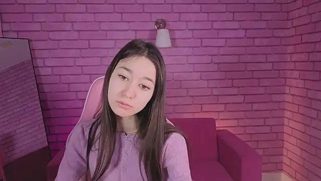 Nicole Brownie online show from April 18, 1:09 am