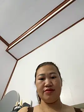 Snapshot of Puka2001 chatting on March 3, 10:04 pm Puka2001 online show from March 3, 10:04 pm