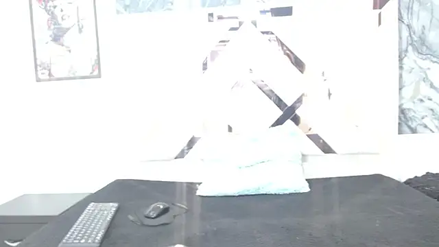 Snapshot of morticia69cs chatting on February 6, 4:06 am morticia69cs online show from February 6, 4:06 am