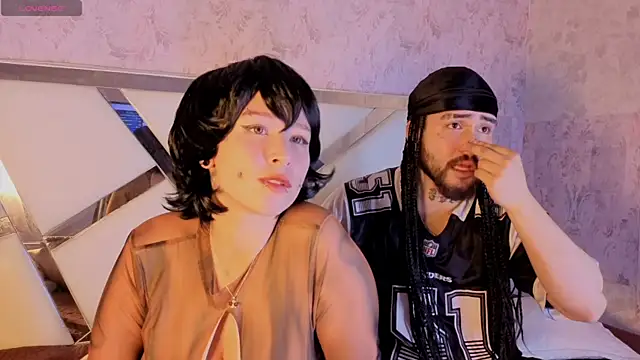 Snapshot of Benny_and_Mark chatting on February 13, 4:08 am Benny and Mark online show from February 13, 4:08 am