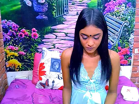 Snapshot of IndianPretty14u2Luv chatting on June 27, 12:22 pm IndianPretty14u2Luv online show from June 27, 12:22 pm