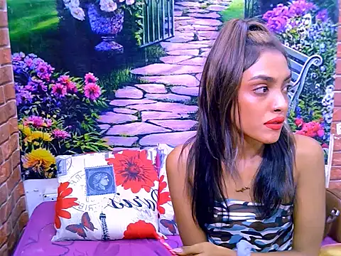 Snapshot of IndianPretty14u2Luv chatting on July 8, 7:40 pm IndianPretty14u2Luv online show from July 8, 7:40 pm
